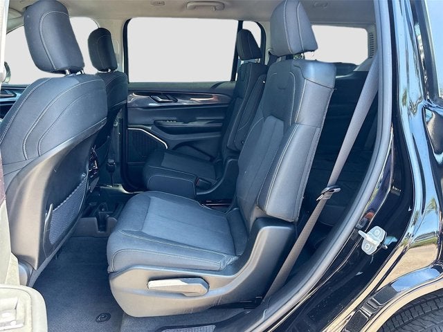 2021 Jeep Grand Cherokee L Laredo