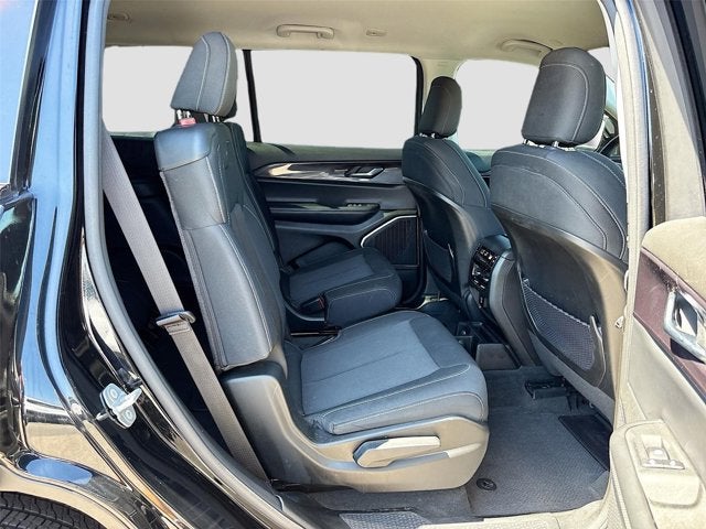 2021 Jeep Grand Cherokee L Laredo