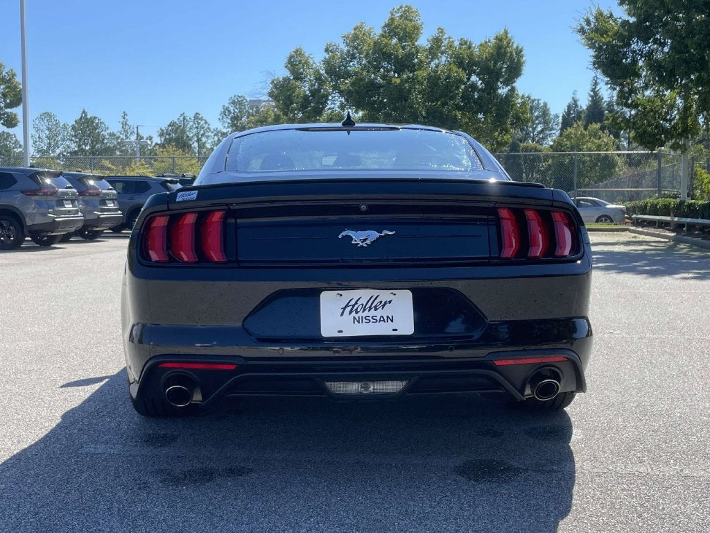 2020 Ford Mustang EcoBoost