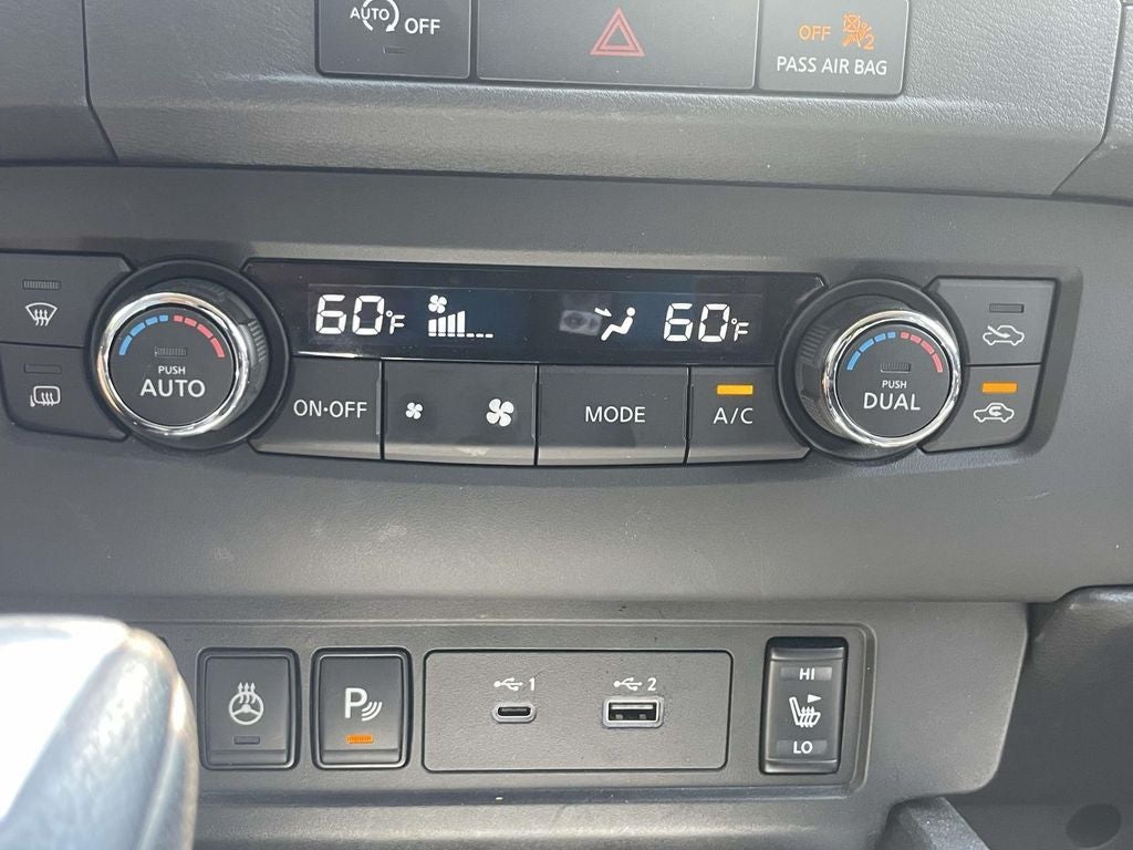 2023 Nissan Frontier SV