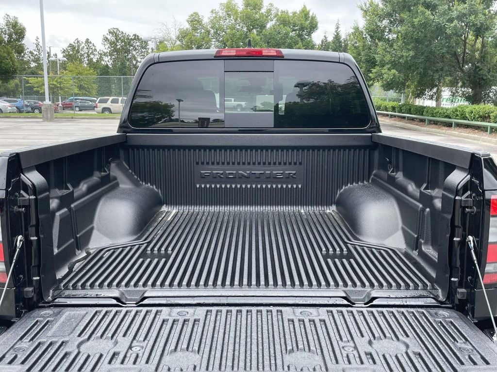 2026 Nissan Frontier Crew Cab SV