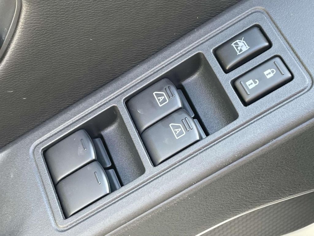 2026 Nissan Frontier SV - Photo 17
