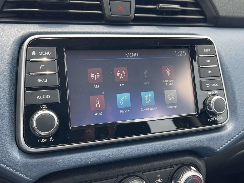 2025 Nissan Versa 1.6 SV