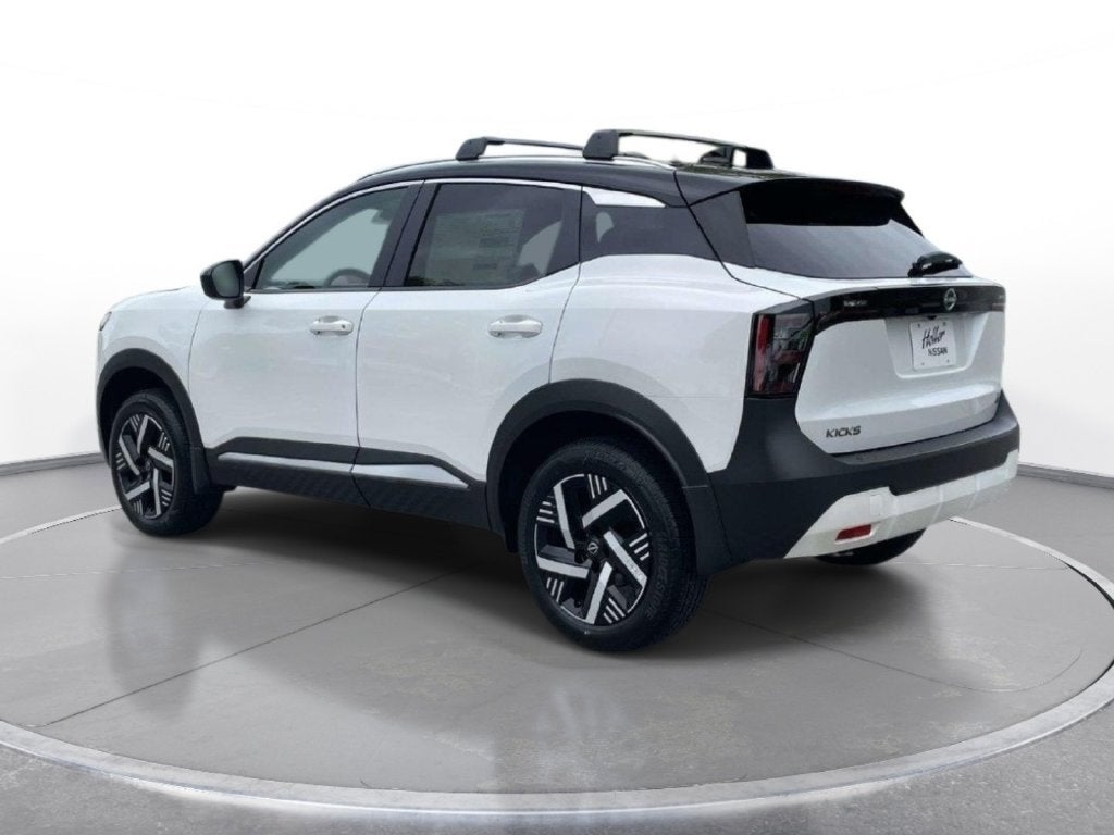 2027 Nissan Kicks SV