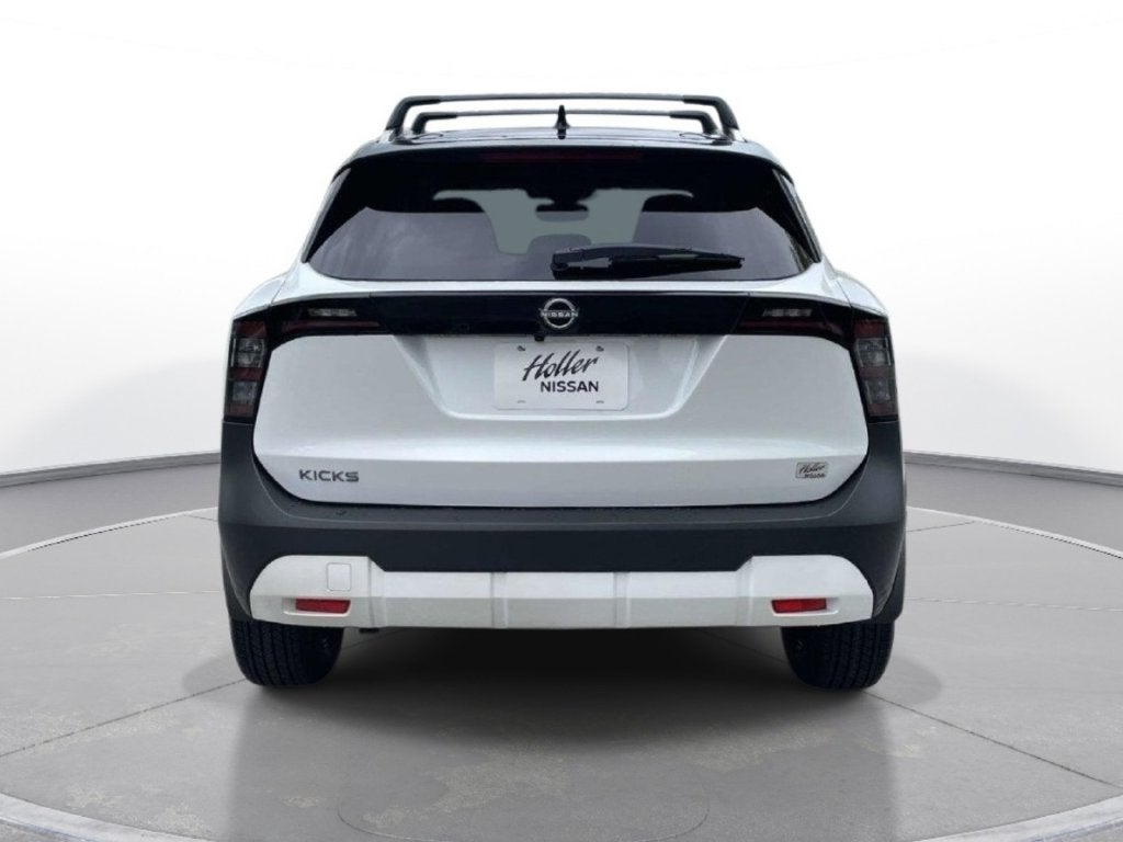 2027 Nissan Kicks SV