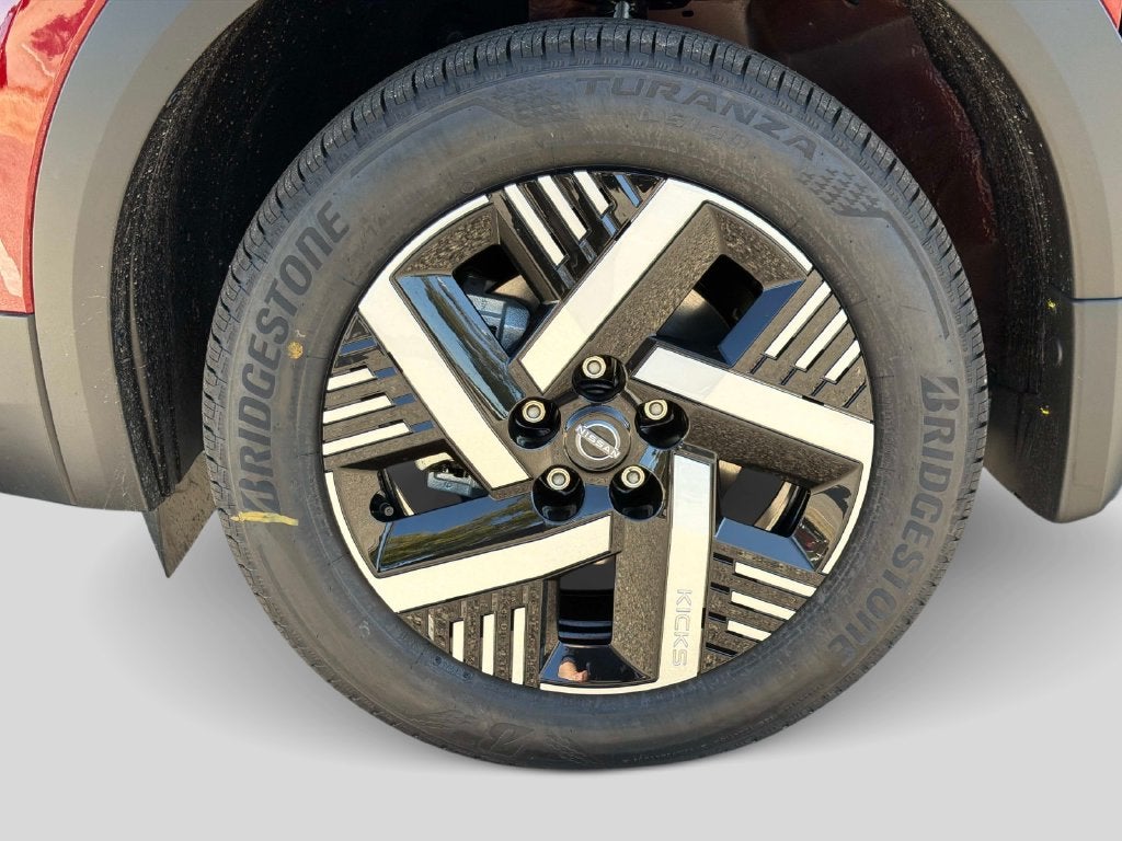 2027 Nissan Kicks SV