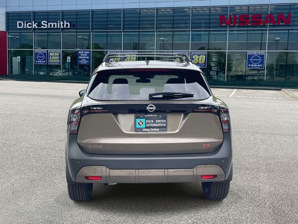 2026 Nissan Kicks SR