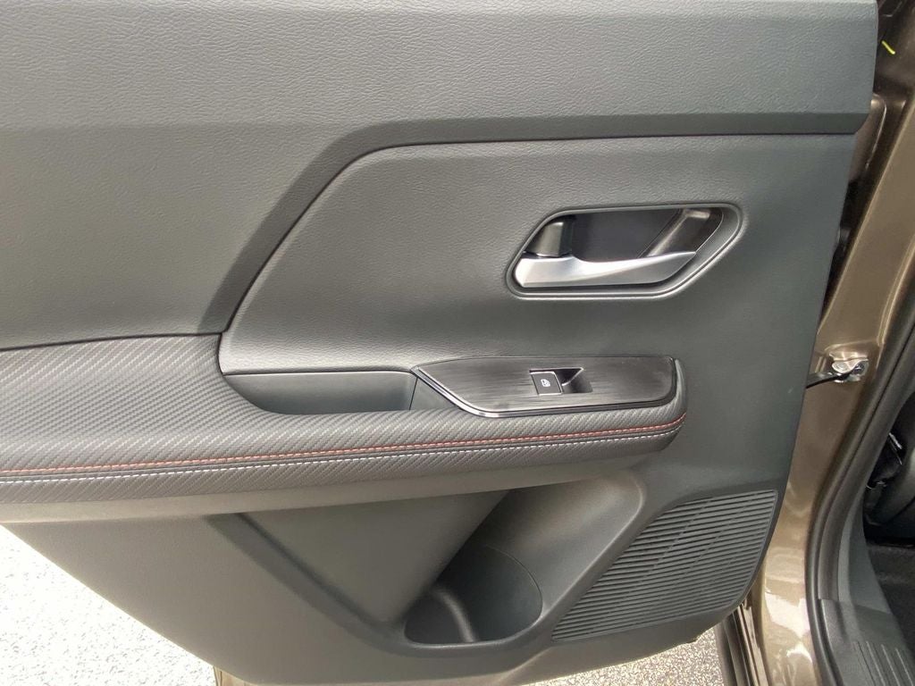 2025 Nissan Kicks SR - Photo 12