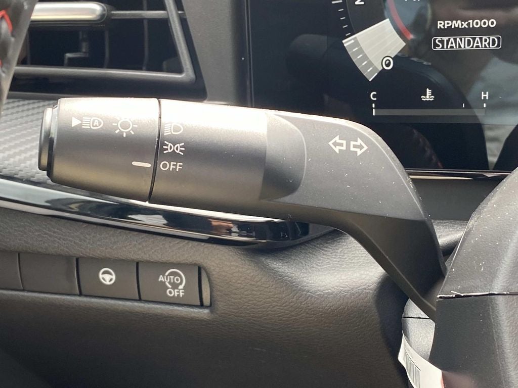 2025 Nissan Kicks SR - Photo 21