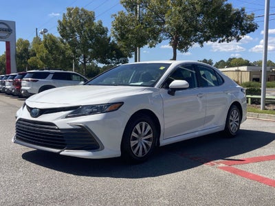 2022 Toyota Camry Hybrid LE