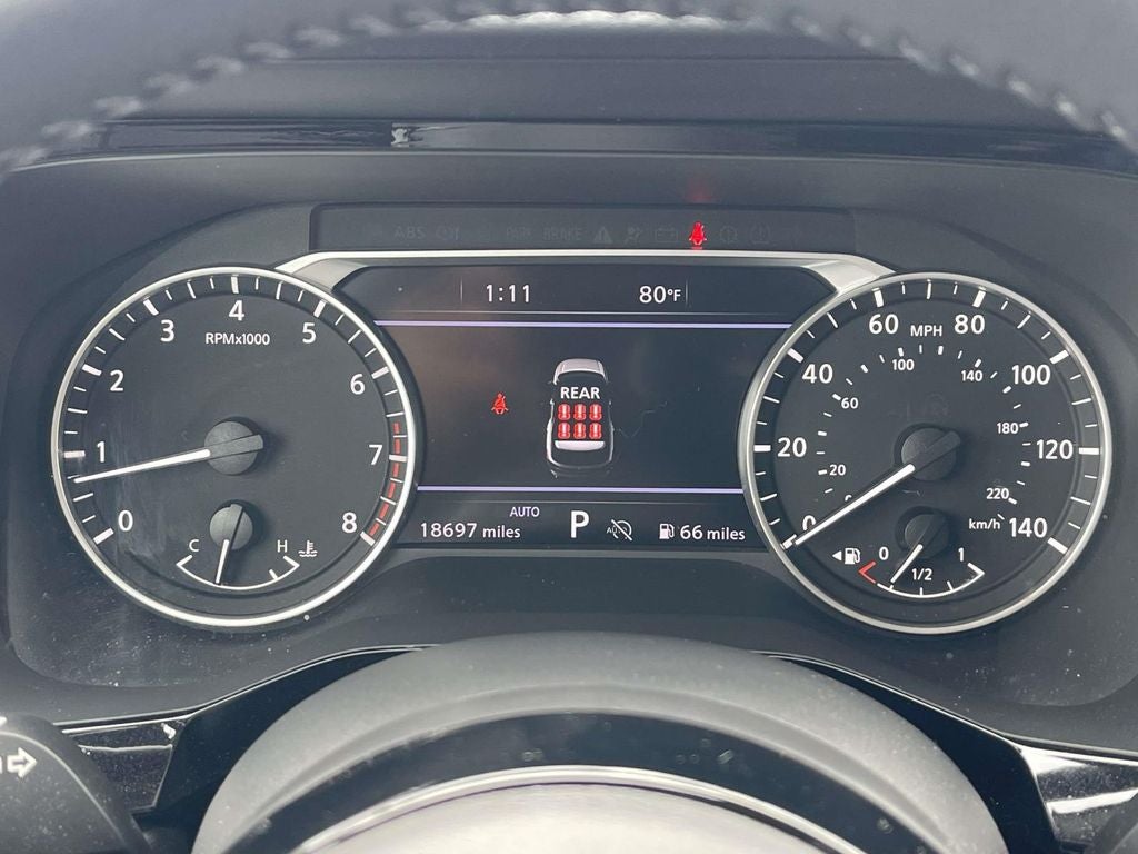 2025 Nissan Pathfinder SL