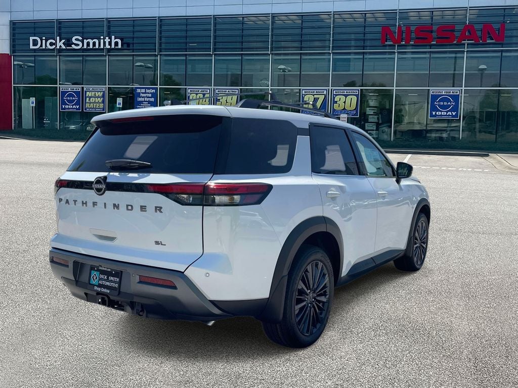 2026 Nissan Pathfinder SL