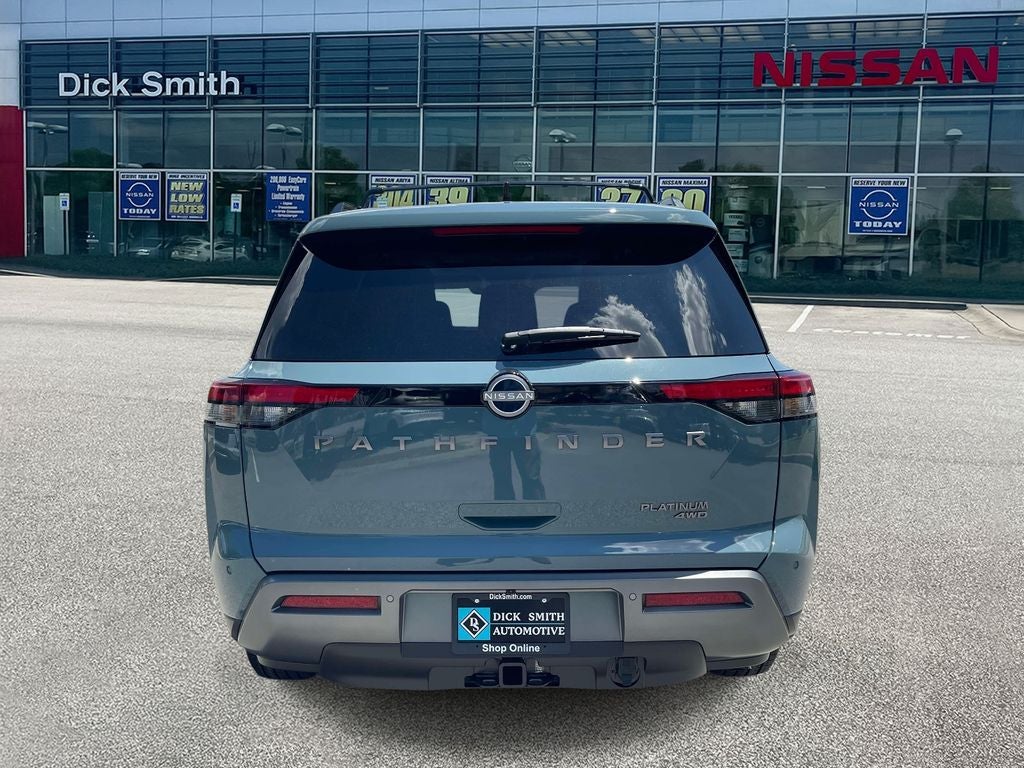 2026 Nissan Pathfinder Platinum