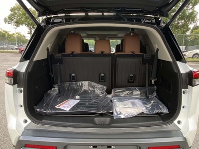 2026 Nissan Pathfinder Platinum