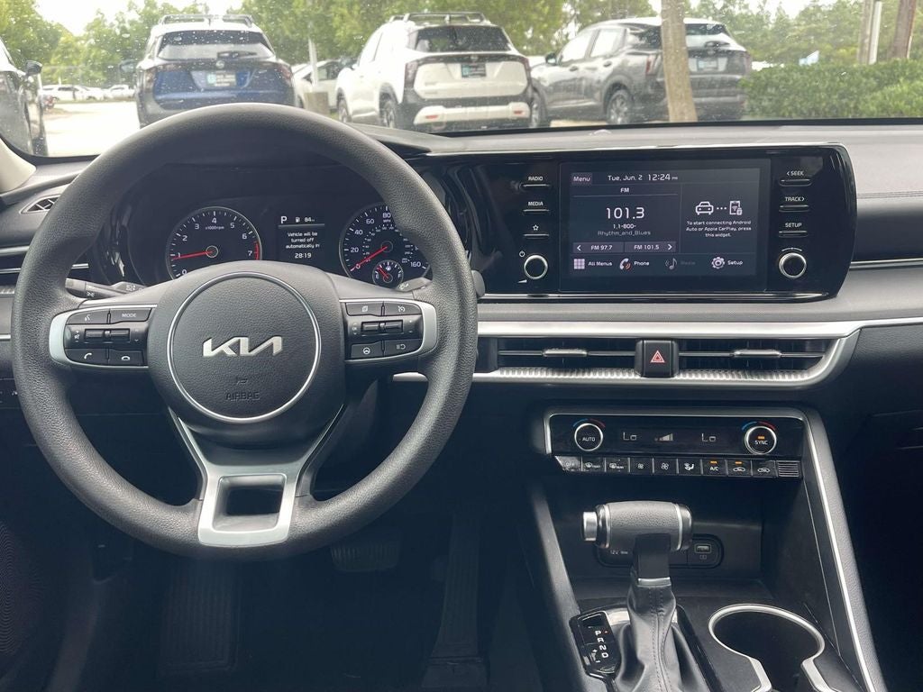 2023 Kia K5 LXS