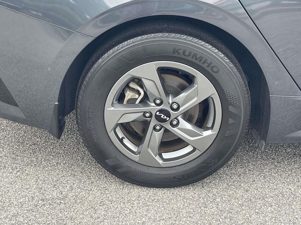 2023 Kia K5 LXS