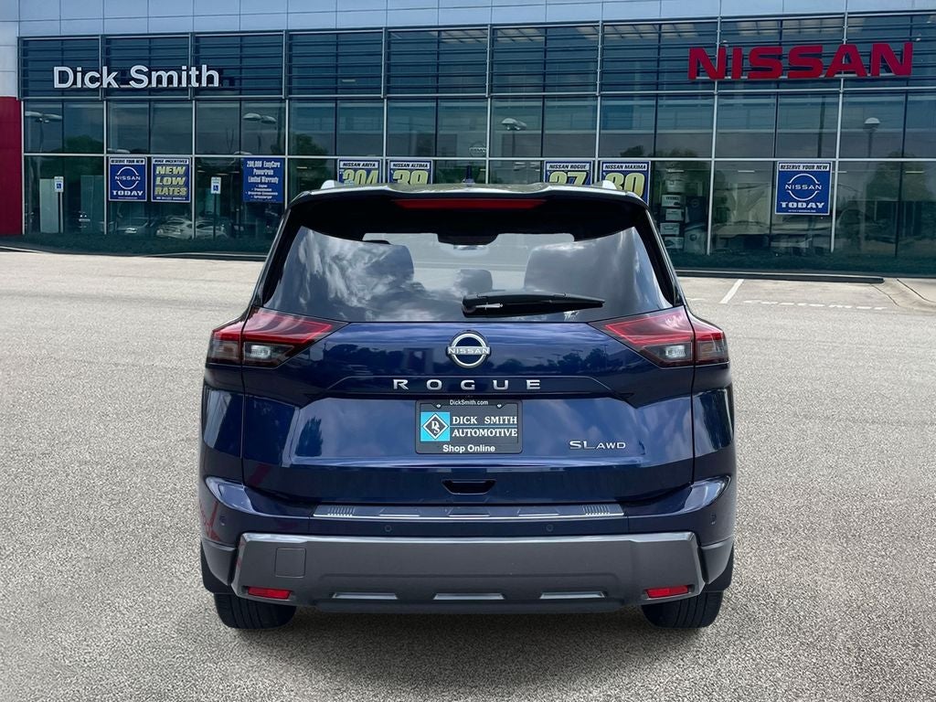 2025 Nissan Rogue SL