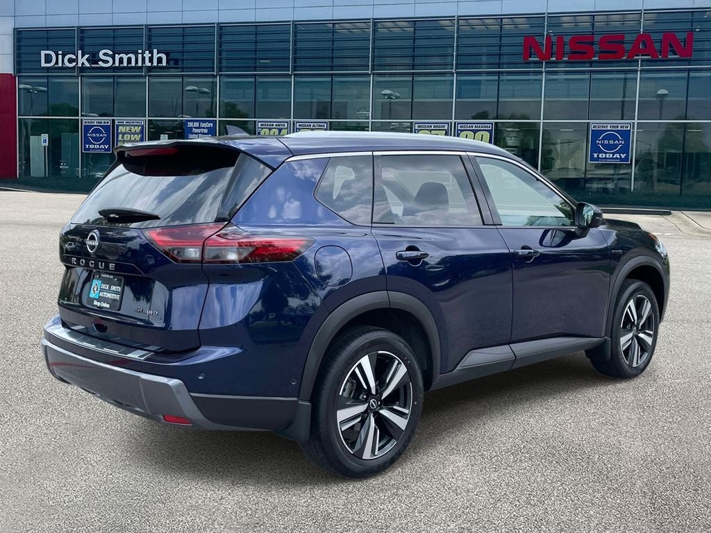 2025 Nissan Rogue SL