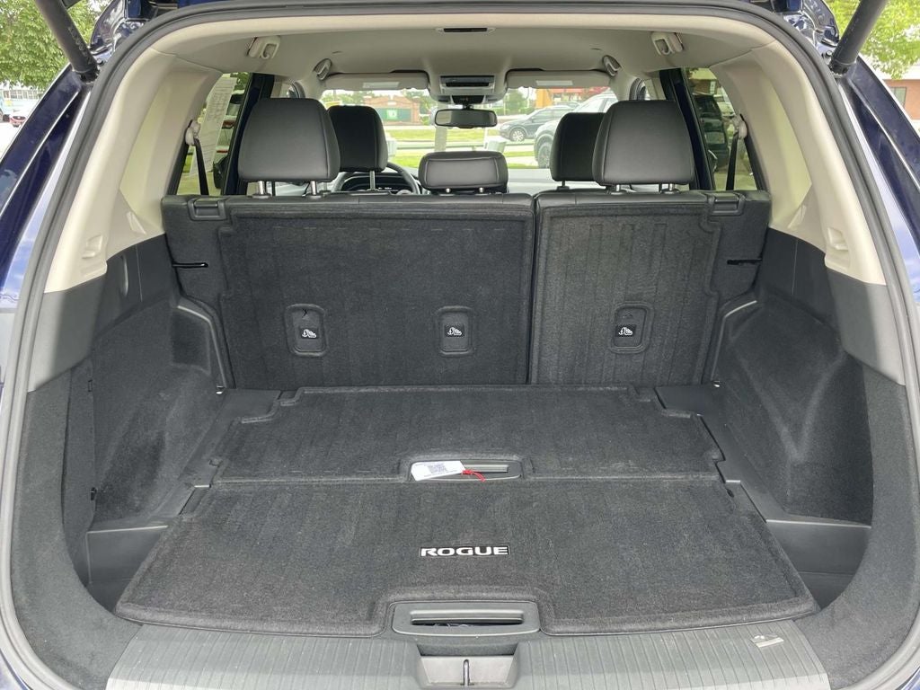 2025 Nissan Rogue SL