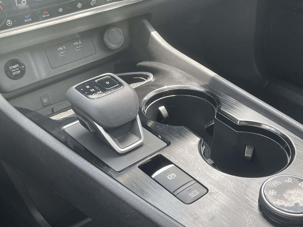 2025 Nissan Rogue SL