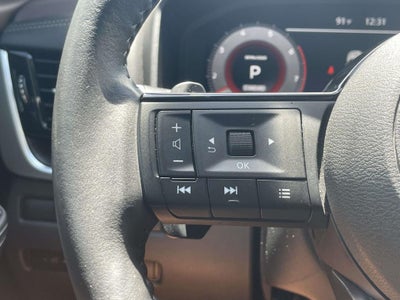 2025 Nissan Rogue Platinum