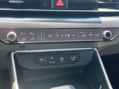 2025 Kia Carnival LXS