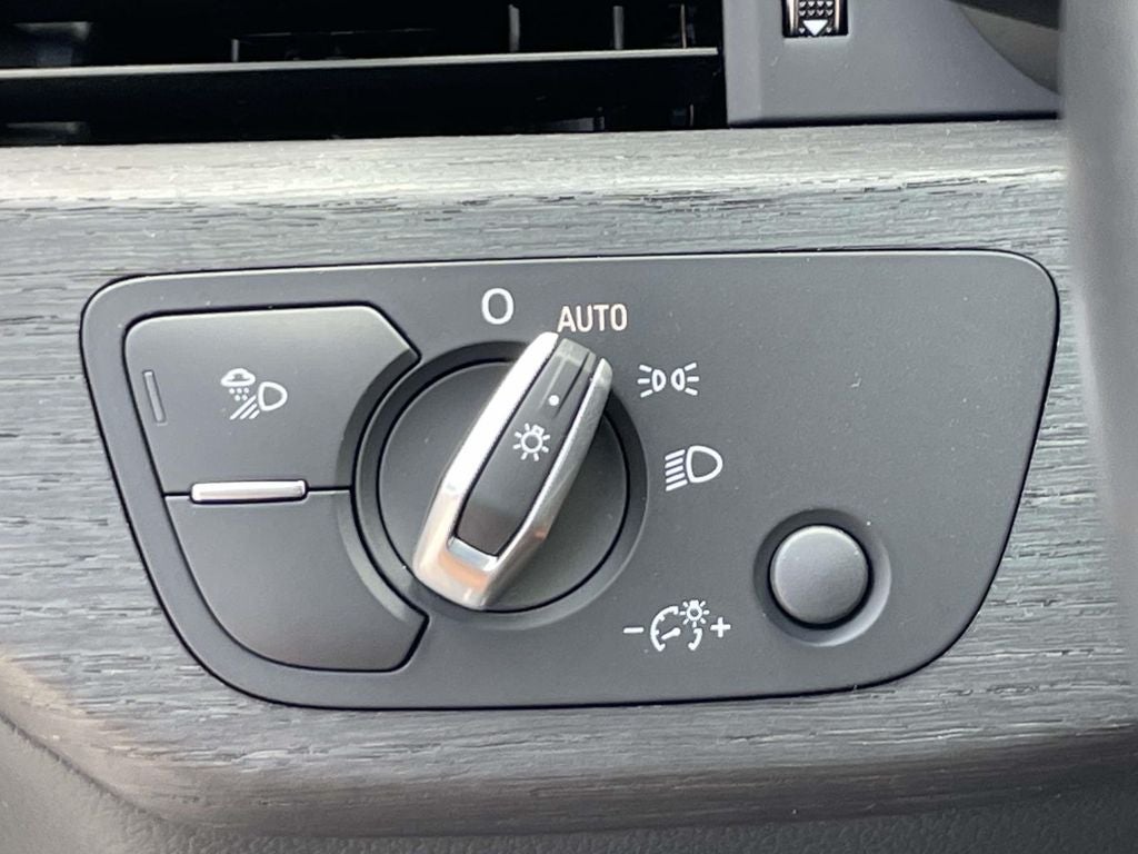 2018 Audi A4 2.0T ultra Premium