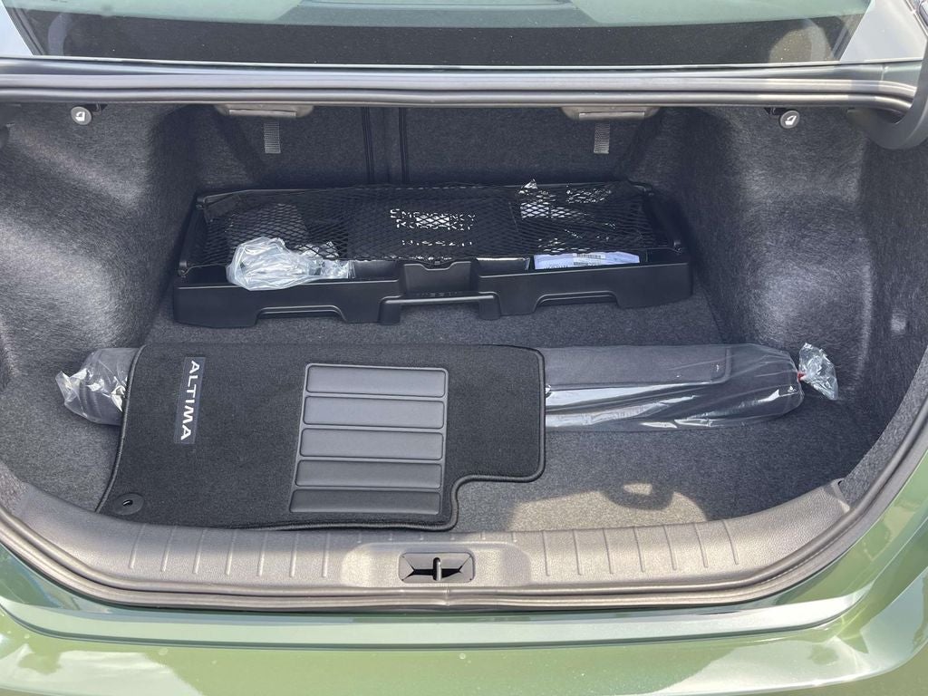 2026 Nissan Altima SR