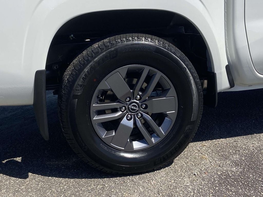 2027 Nissan Frontier Crew Cab SV