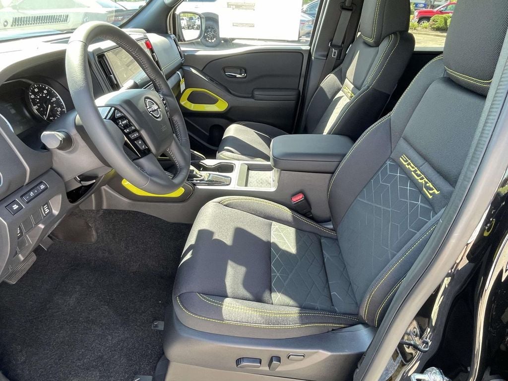 2027 Nissan Frontier Crew Cab SV