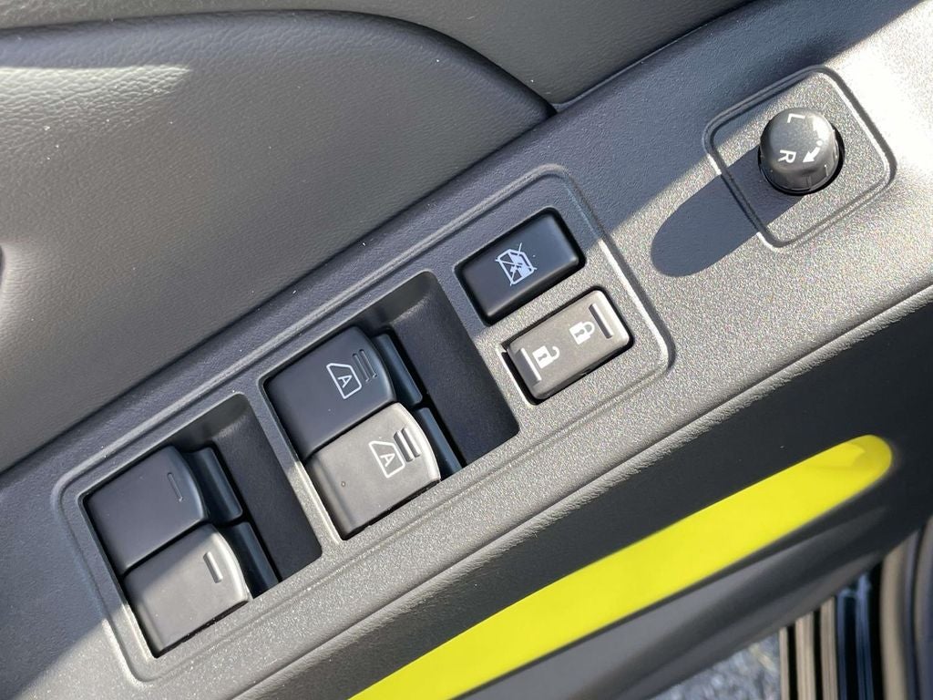 2027 Nissan Frontier Crew Cab SV