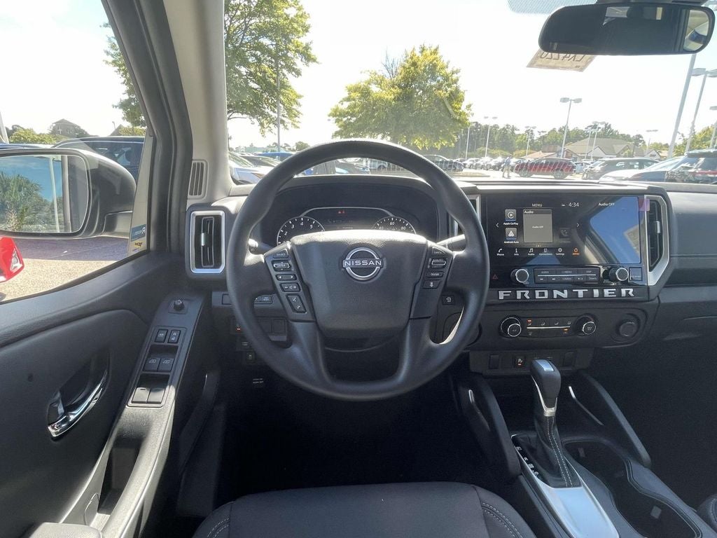 2026 Nissan Frontier Crew Cab SV