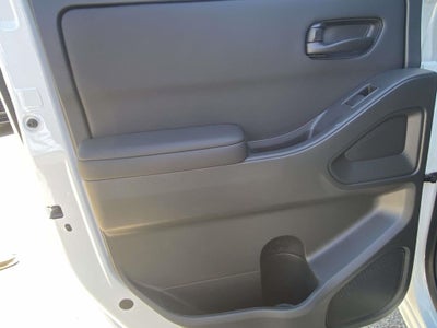 2027 Nissan Frontier SV