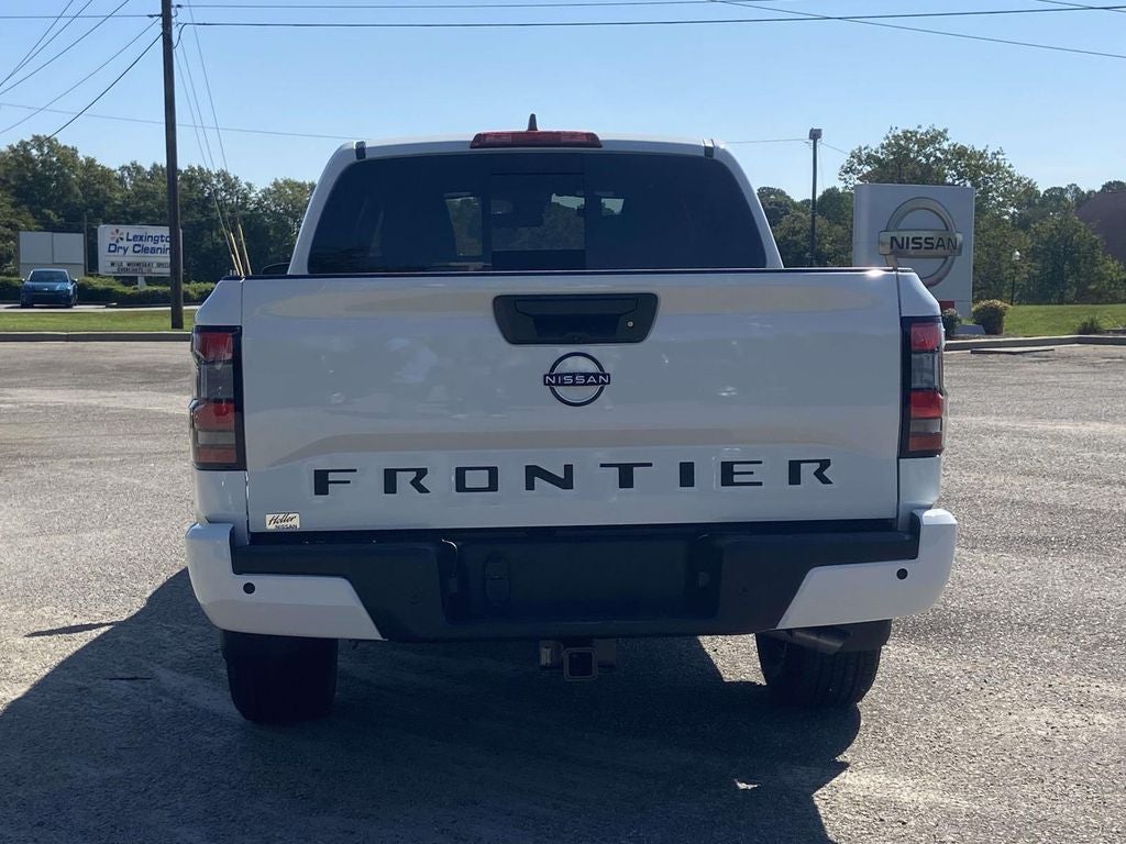 2027 Nissan Frontier SV