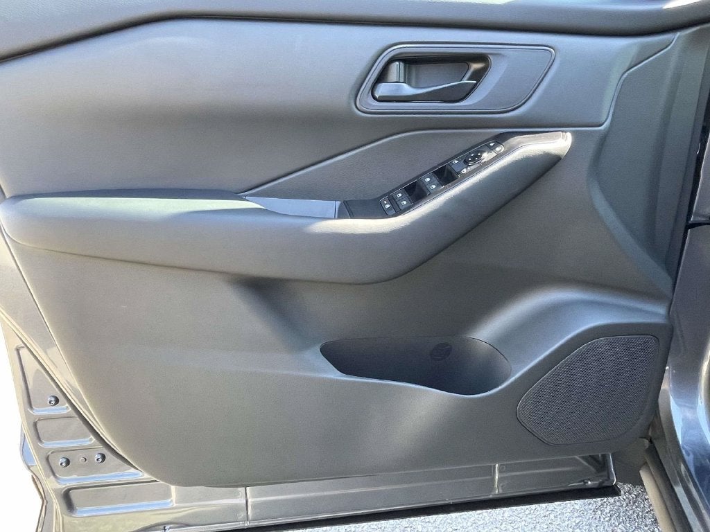 2027 Nissan Rogue S