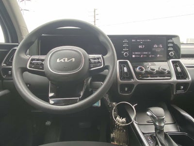 2022 Kia Sorento LX