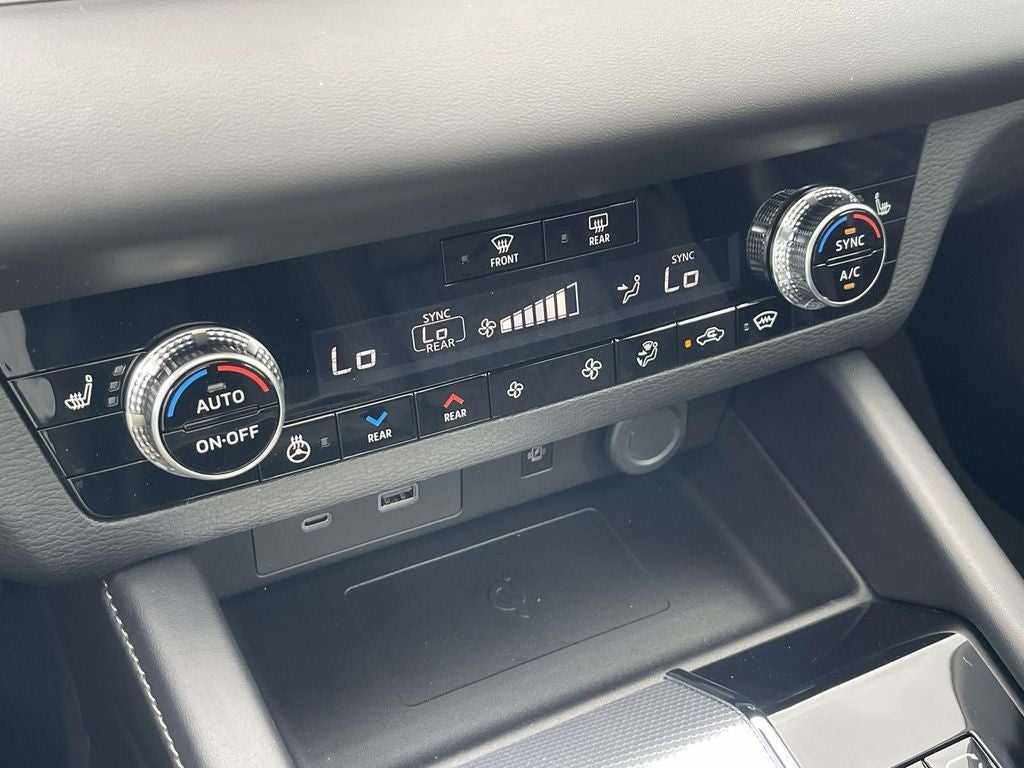2026 Nissan Rogue Plug-In Hybrid Platinum