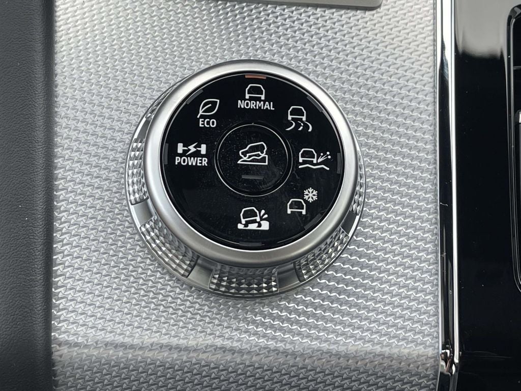 2026 Nissan Rogue Plug-In Hybrid Platinum