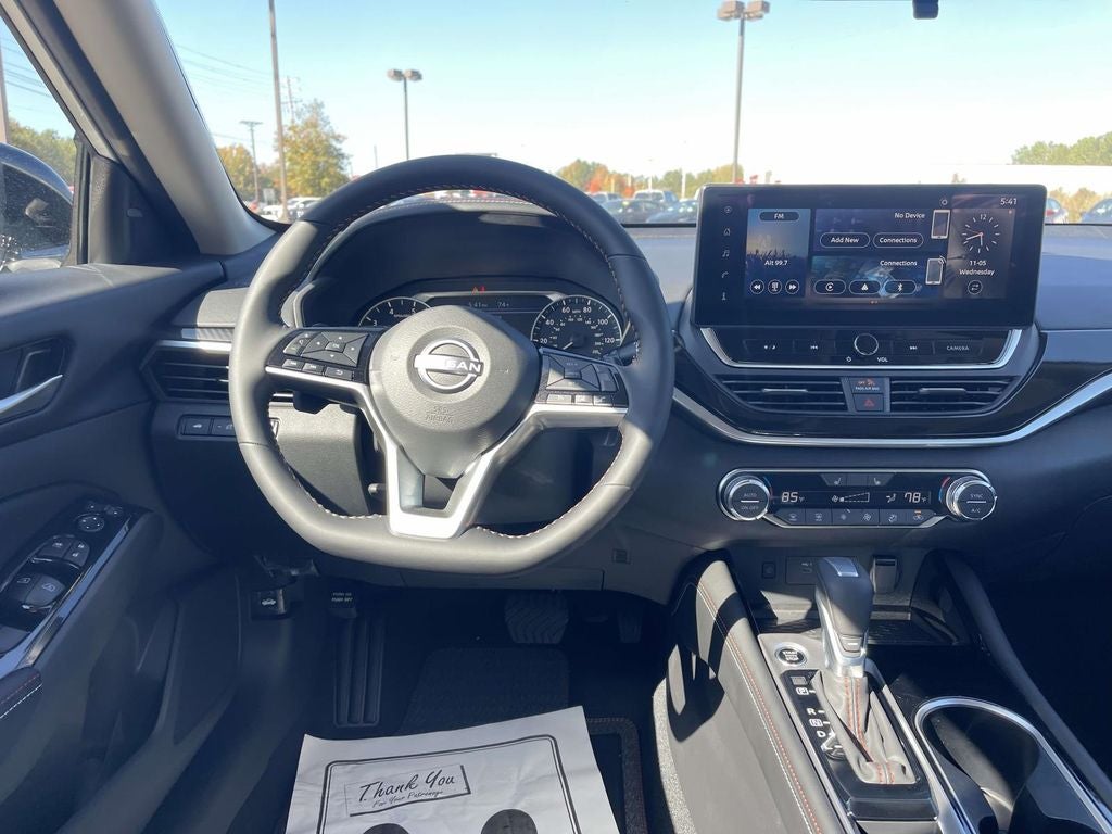 2025 Nissan Altima SR