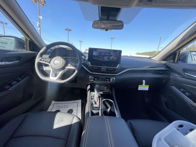 2025 Nissan Altima SR