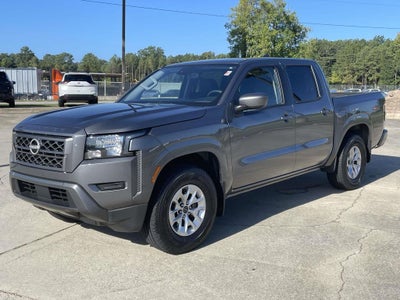 2024 Nissan Frontier SV
