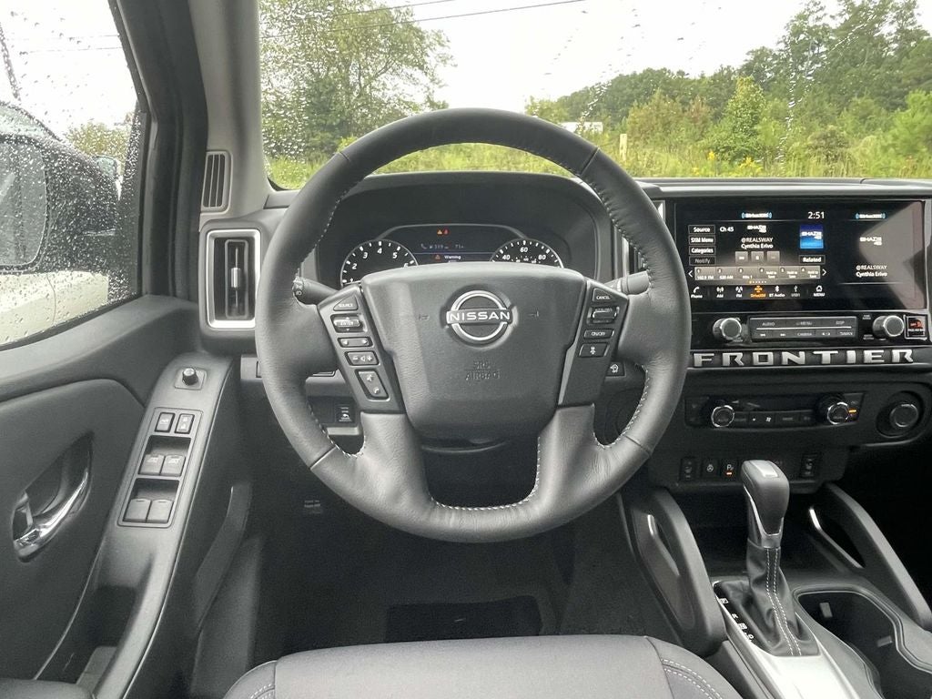 2026 Nissan Frontier Crew Cab SV