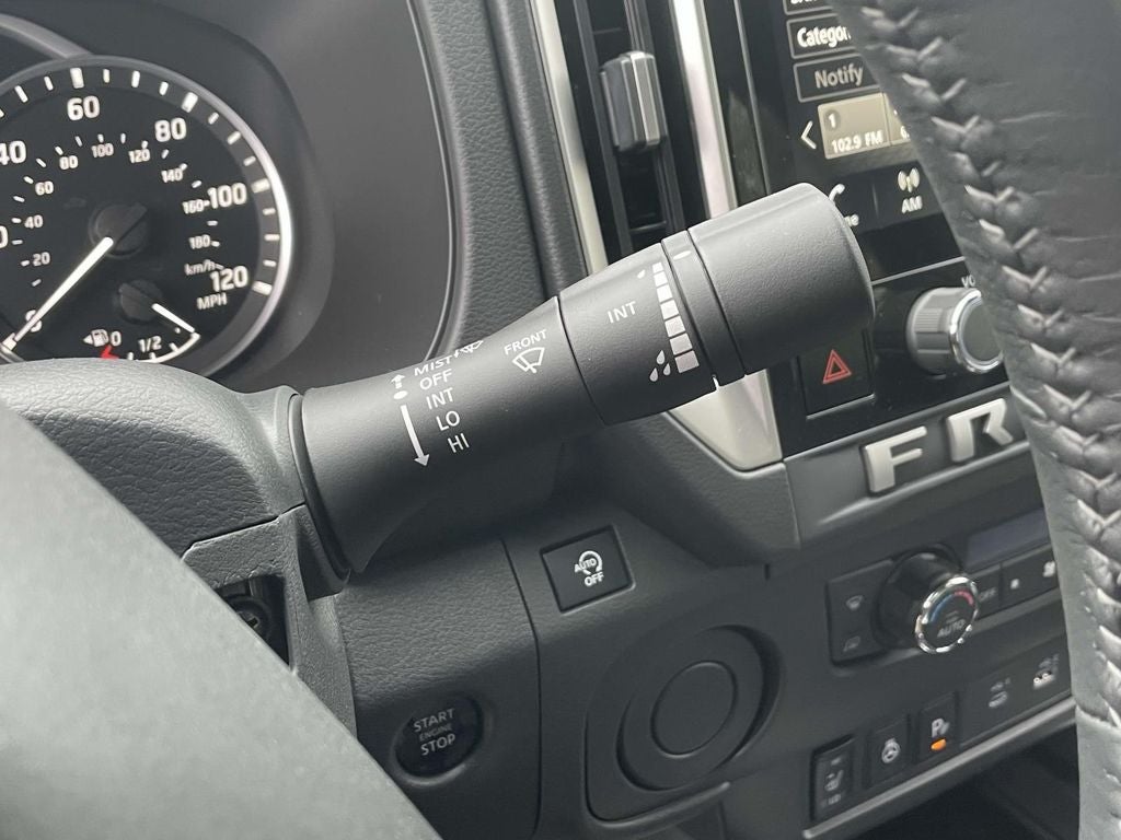 2026 Nissan Frontier Crew Cab SV