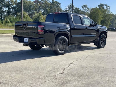 2027 Nissan Frontier Crew Cab SV