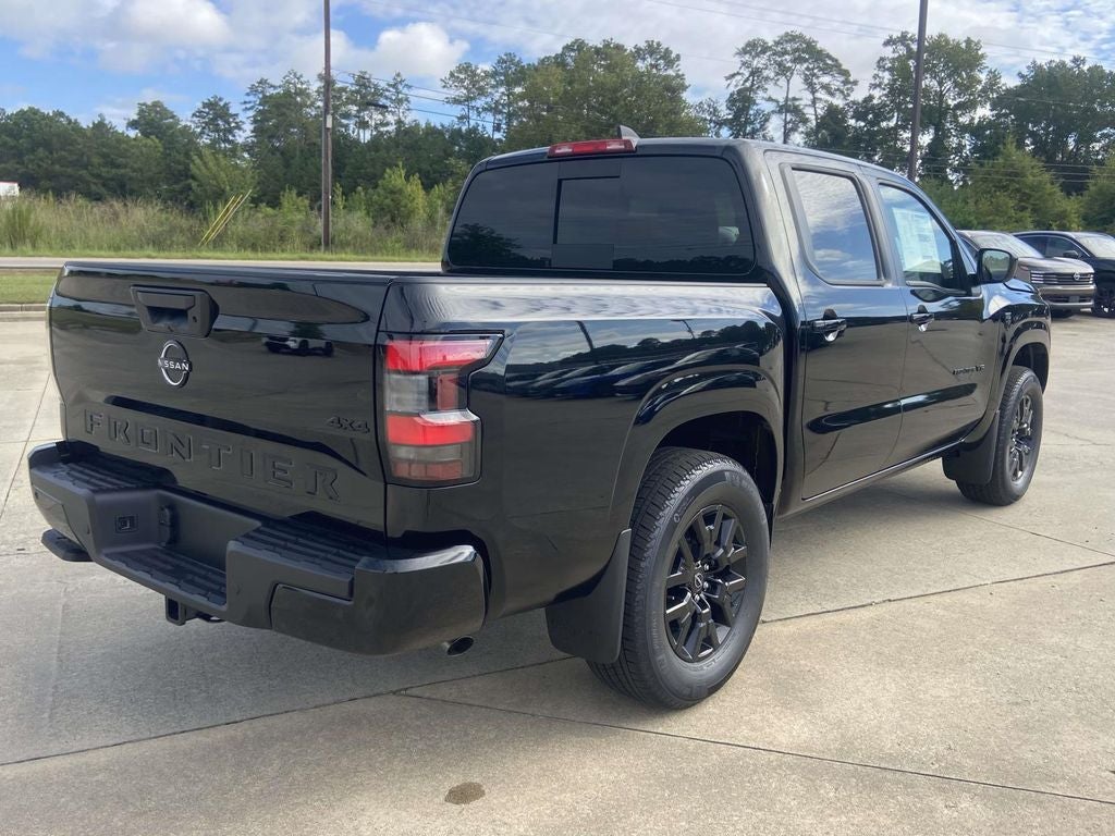2027 Nissan Frontier SV