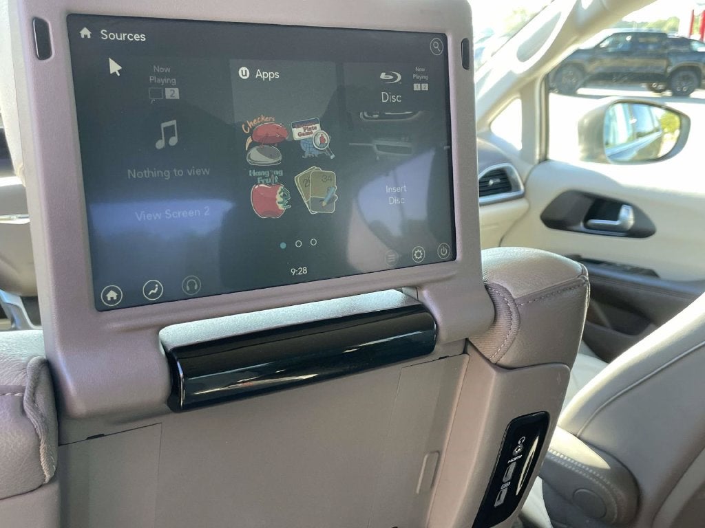 2018 Chrysler Pacifica Touring L Plus