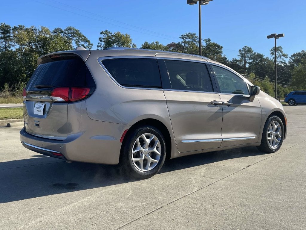 2018 Chrysler Pacifica Touring L Plus