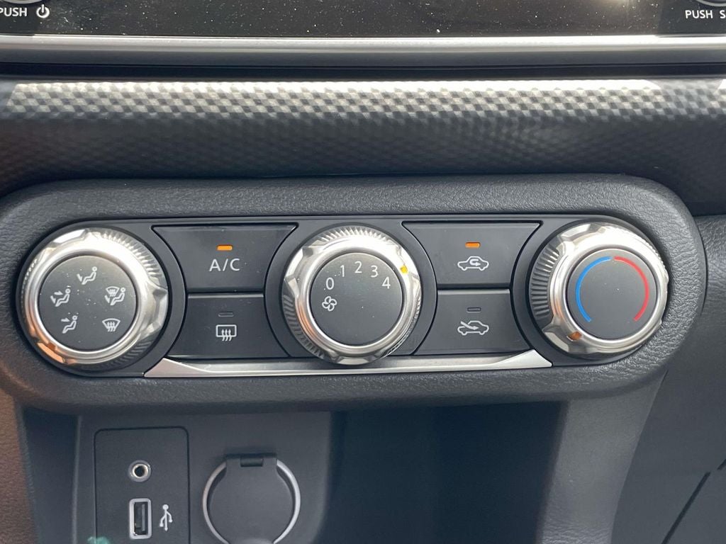 2025 Nissan Kicks Play S