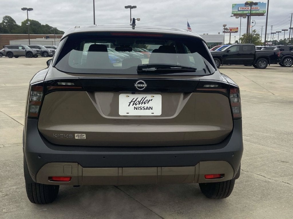 2026 Nissan Kicks S