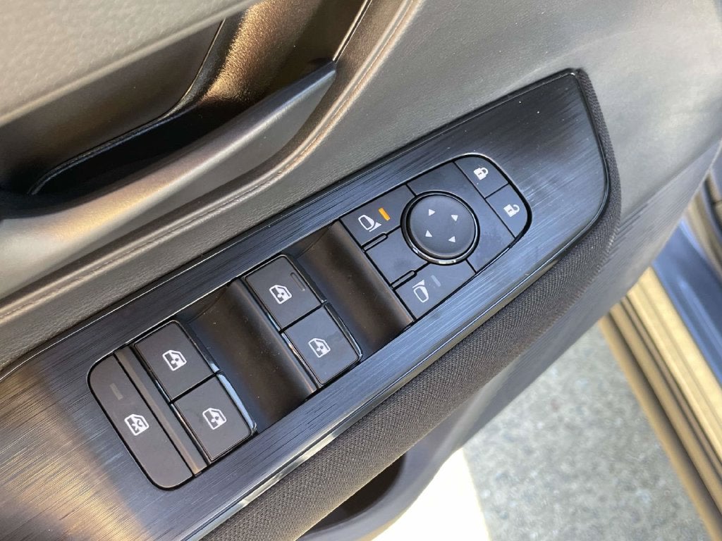 2027 Nissan Kicks S